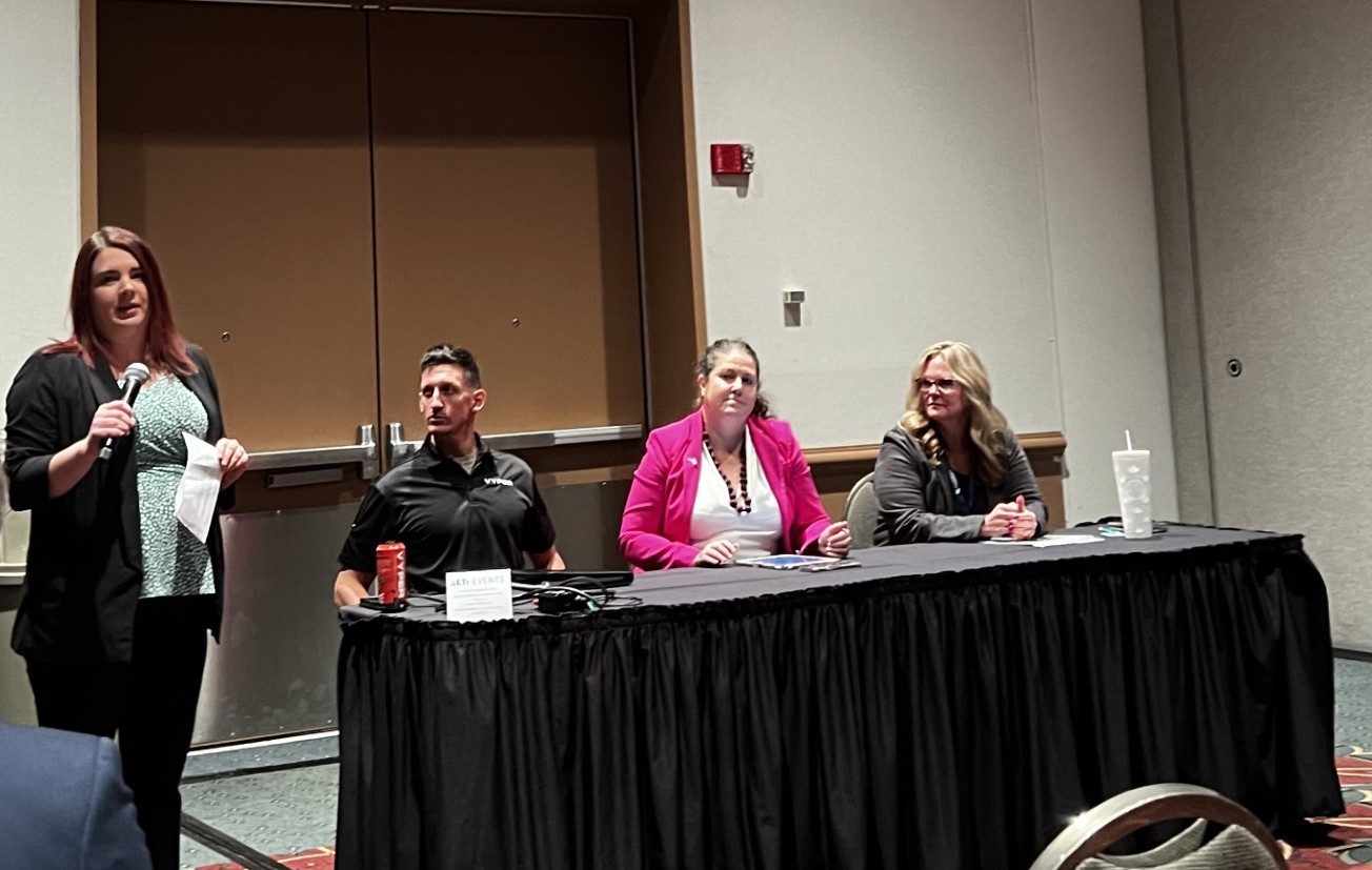 Vet Conference Panel featuring Meg Hendricks of Fiserv and featured Anna Blanch Rabe of Institute for Veterans and Military Families (IVMF), Tammie Clendenning of Wisconsin Small Business Administration (SBA) and Chris Gromowski of Vyper Industrial and Vyper Energy.